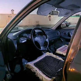 Mazda 323 1994