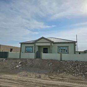 30 ýyl kreditli jaý