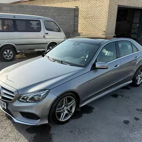 Mercedes-Benz E350 2011