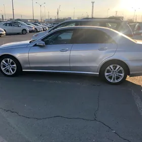 Mercedes-Benz E350 2011