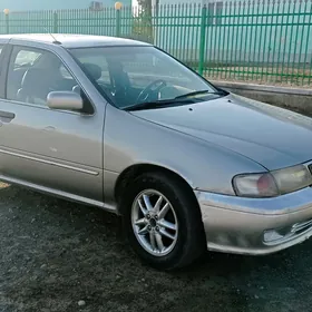 Nissan Sunny 1999