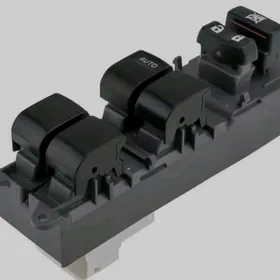 sienna sentr zamok taze