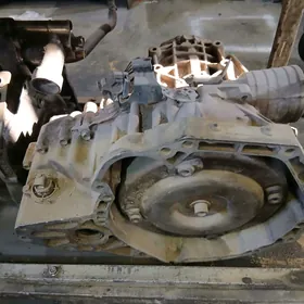 KOROPKA NISSAN SUNNY 09