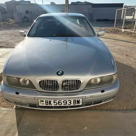 BMW E39 1998