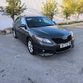 Toyota Camry 2010