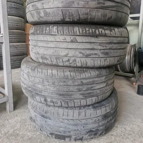 Teker tigir pokryshka 215 55 17