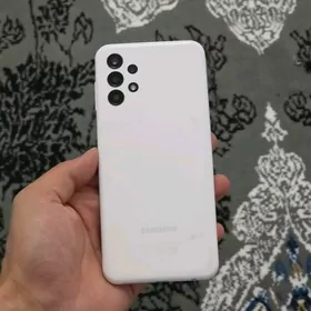 Samsung A13. 4/64. wetnam