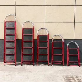 Lesnisa Merdiwan стремянка