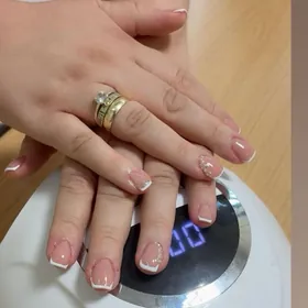 salon dyrnak kirpik hyzmaty