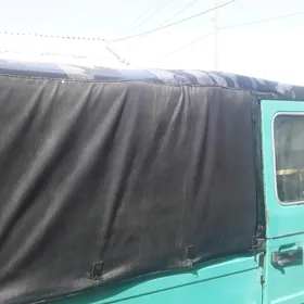 UAZ Profi 1989