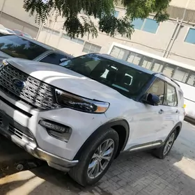 Ford Explorer 2021