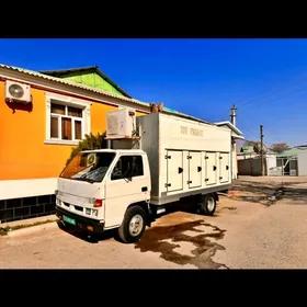 Isuzu Giga 1998