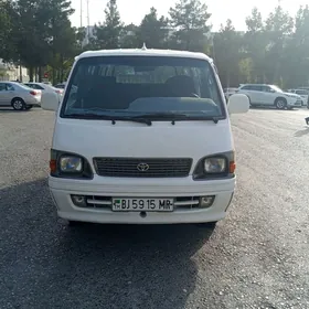 Toyota Hiace 2003