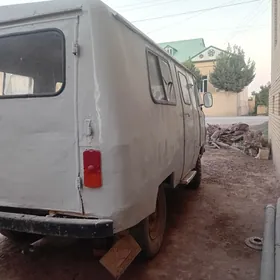 UAZ Profi 1989
