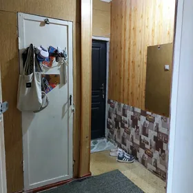 ГАГАРИНА 3 КОМ 3 ЭТАЖ 