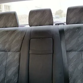 Mercedes-Benz E320 2000