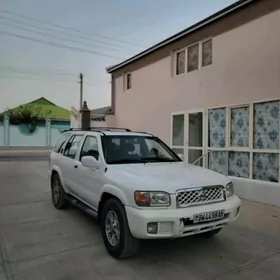 Nissan Pathfinder 2001