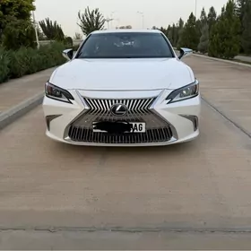 Lexus ES 350 2020