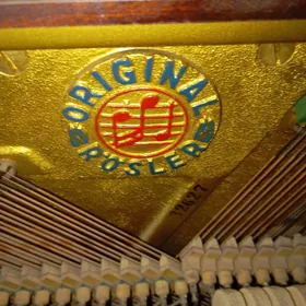 пианино ROSLER