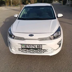 Kia Rio 2021
