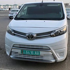 Toyota Proace 2019