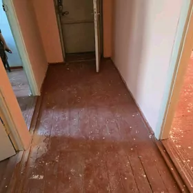 Продаётся 3 комнатны кватира