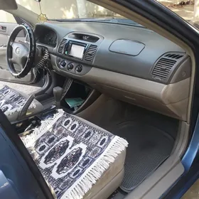 Toyota Camry 2003