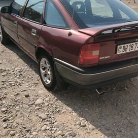 Opel Vectra 1990