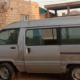 Toyota Town Ace 1989