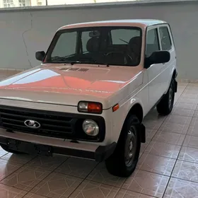 Lada Niva 2012