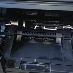 hp LaserJet M1132