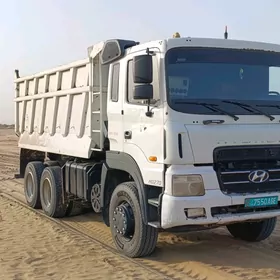 Ford Cargo 3535D 2014