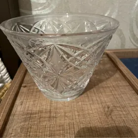 Хрустальная ваза