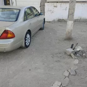 Toyota Avalon 2001