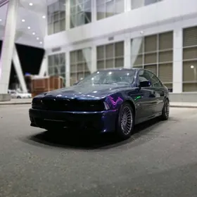 BMW E39 2002