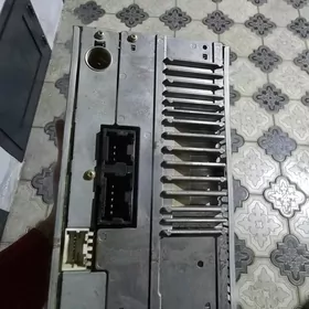 Nissan Patfinder magnitafon