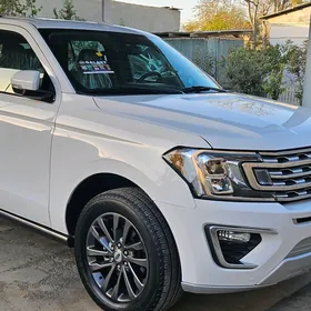 Ford Expedition 2021