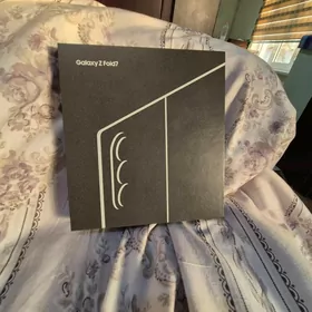 Самсунг Z Fold 7