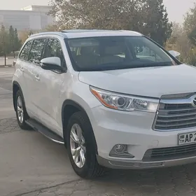 Toyota Highlander 2016