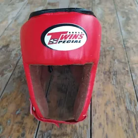 кожаный шлем