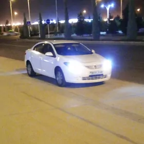 Renault Fluence 2011