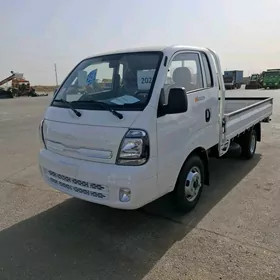 Kia Bongo 2025