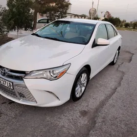 Toyota Camry 2016