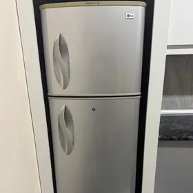 Холодильник LG