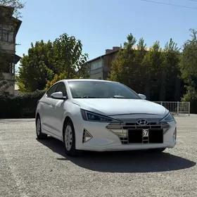 Hyundai Elantra 2020