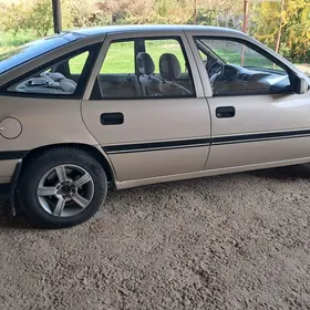 Opel Vectra 1990