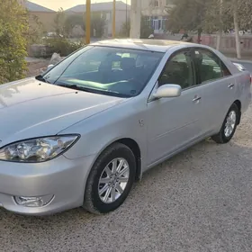 Toyota Camry 2004