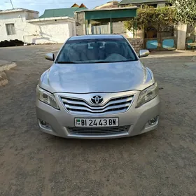 Toyota Camry 2011