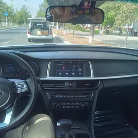 Kia Optima 2019