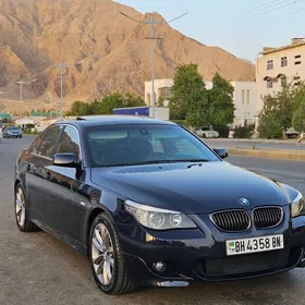 BMW E60 2004